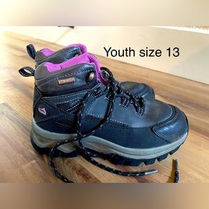 Pacific mountain hiking boot youth size 13